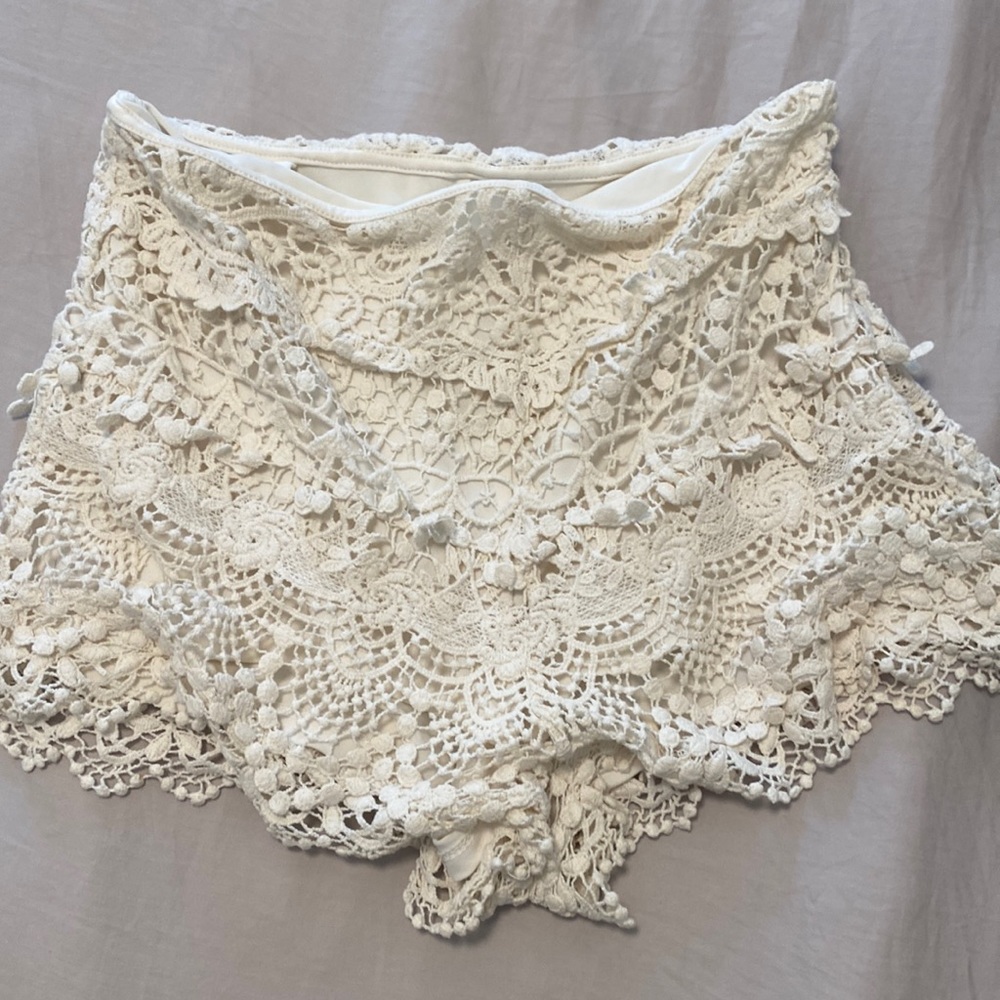 White lace shorts